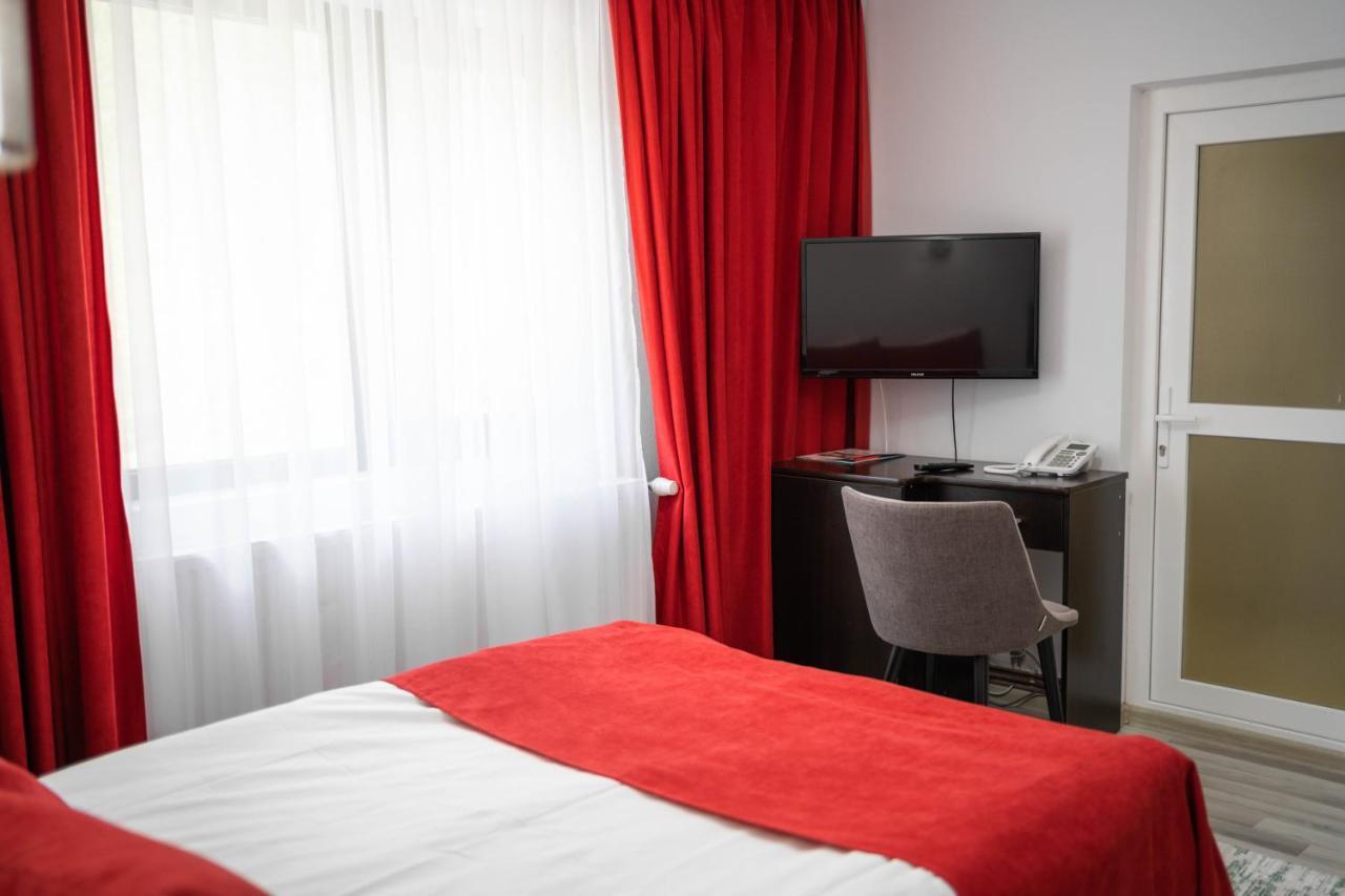 Cumpăna Piscul Negru Hotel - Transfagarasan מראה חיצוני תמונה