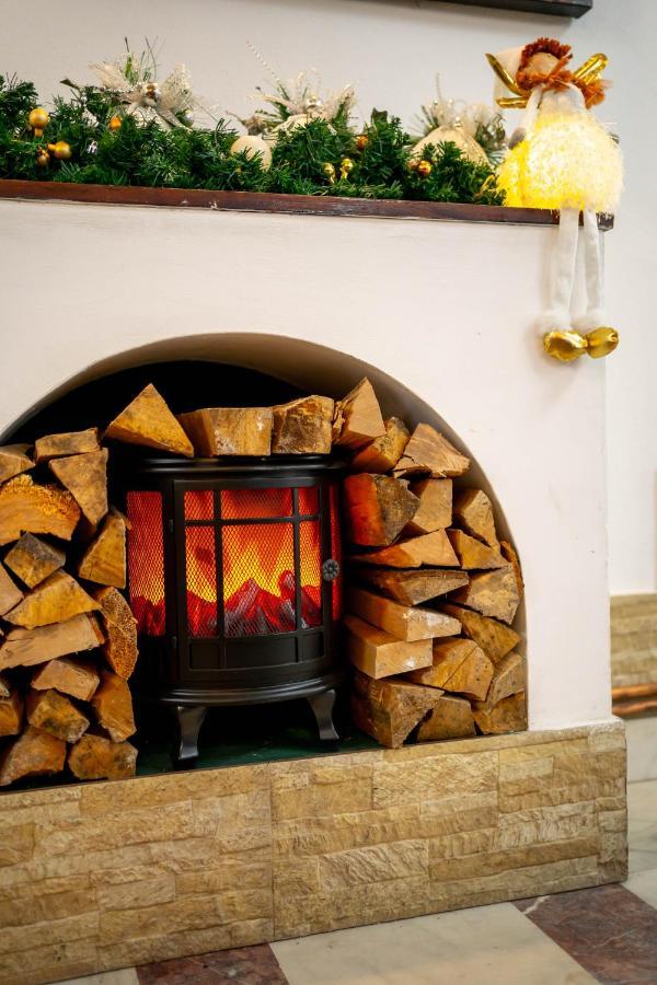 Cumpăna Piscul Negru Hotel - Transfagarasan מראה חיצוני תמונה